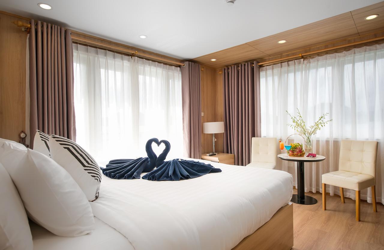 La Vela Premium Cruise - Managed By Paradise Cruises Ha Long Esterno foto