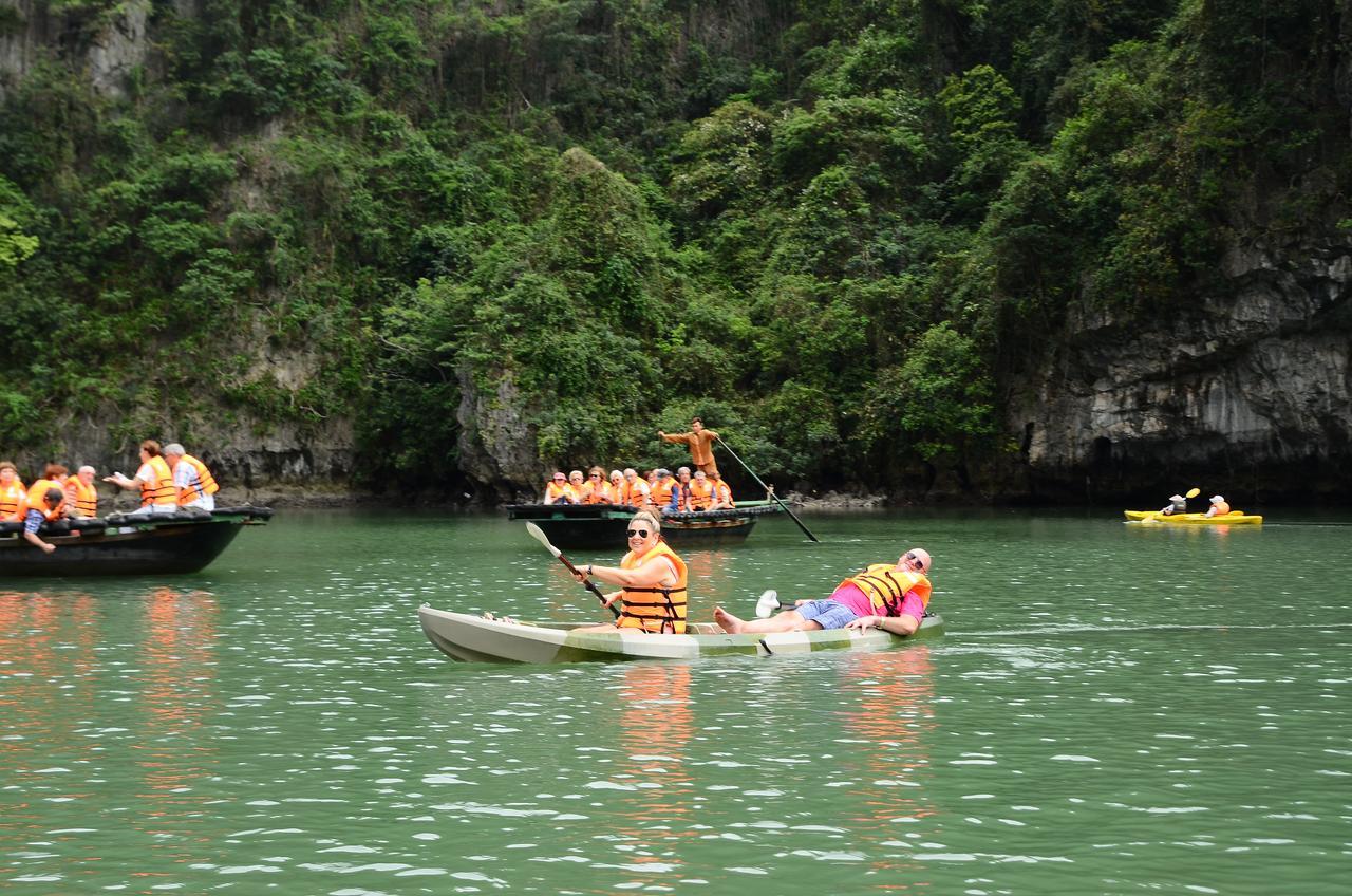 La Vela Premium Cruise - Managed By Paradise Cruises Ha Long Esterno foto