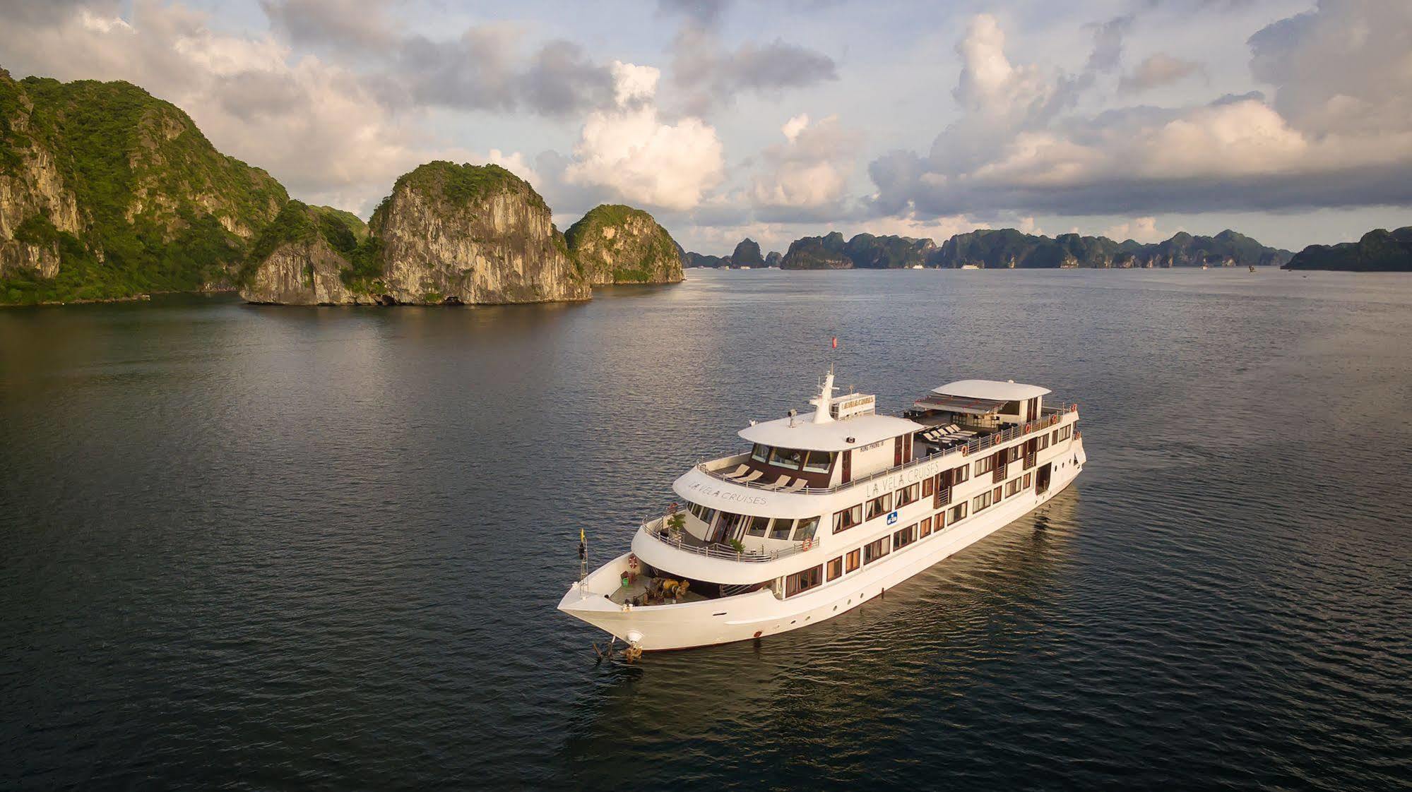 La Vela Premium Cruise - Managed By Paradise Cruises Ha Long Esterno foto